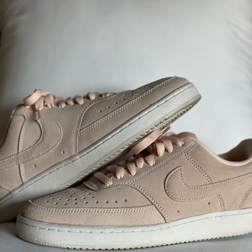 Nike Court Vision Low Top in Pearl Pink - Picture 2 of 5